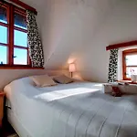 Osada Dzika Kaczka Mikołajki