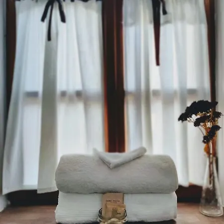 Hotel Osada Dzika Kaczka Mikołajki