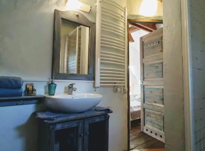 Osada Dzika Kaczka Hotel