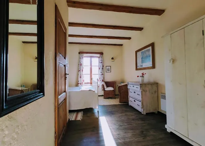 Osada Dzika Kaczka Hotel Mikołajki