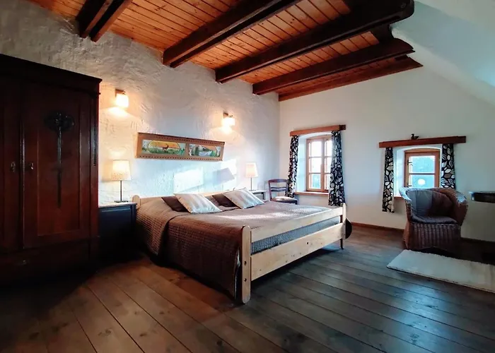 Hotel Osada Dzika Kaczka Mikołajki